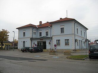 Neunkirchen NÖ-Bf-01.jpg