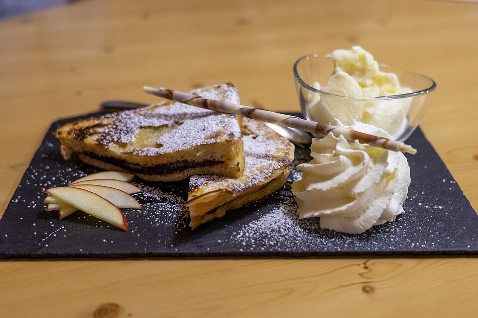 Datei:Pofesen mit Powidl.jpg