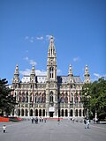 Rathaus Vienna June 2006 166.jpg