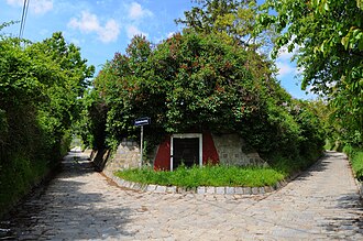 Blick von der Neusatzgasse Richtung Breitenweg (links)