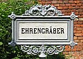 Ehrengräber Schild 2.jpg