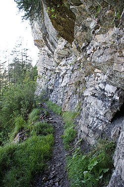 Masellaweg im Bereich des Schrofens