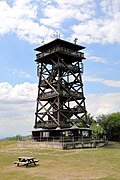 Ernstbrunn - Aussichtsturm Oberleis.JPG
